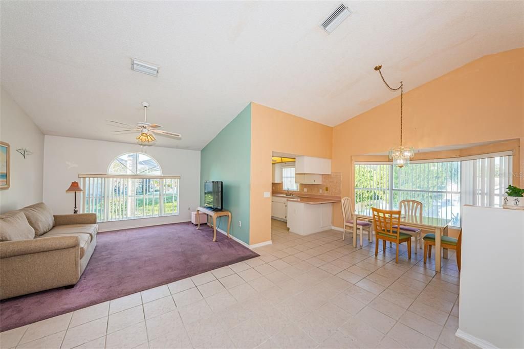 For Sale: $355,000 (3 beds, 2 baths, 1423 Square Feet)