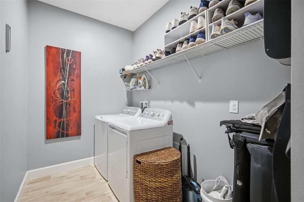 En Venta: $489,900 (2 camas, 2 baños, 1694 Pies cuadrados)