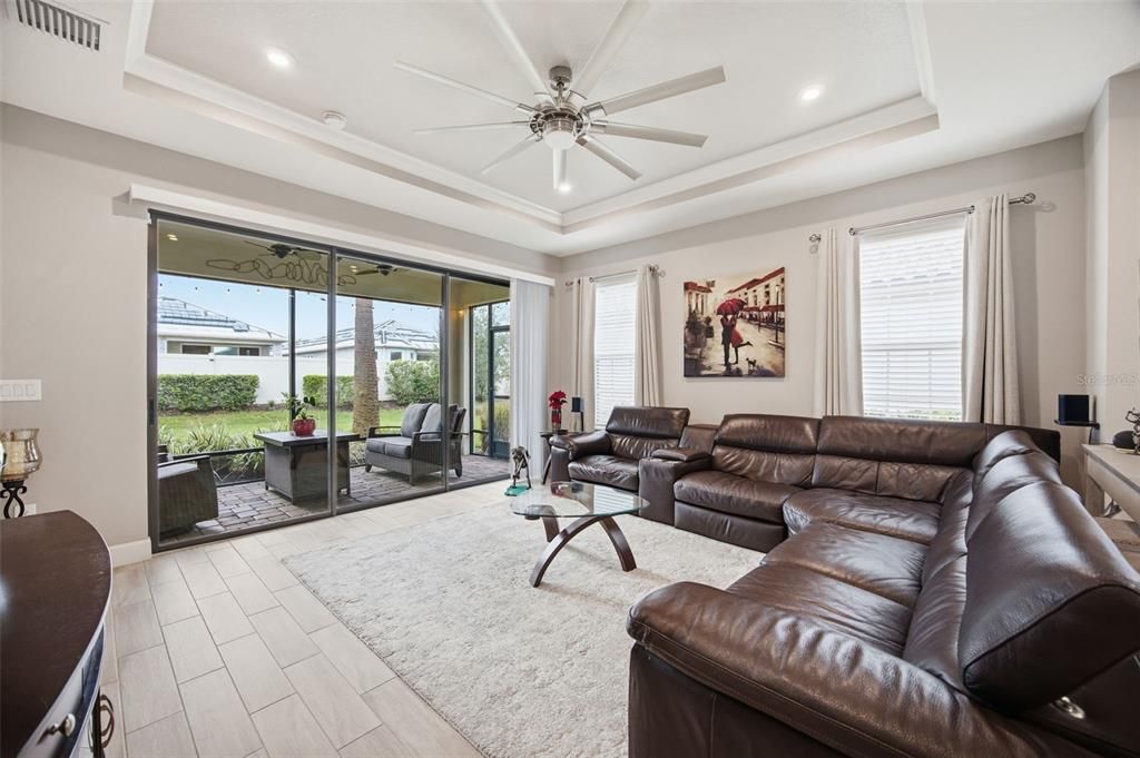 En Venta: $489,900 (2 camas, 2 baños, 1694 Pies cuadrados)