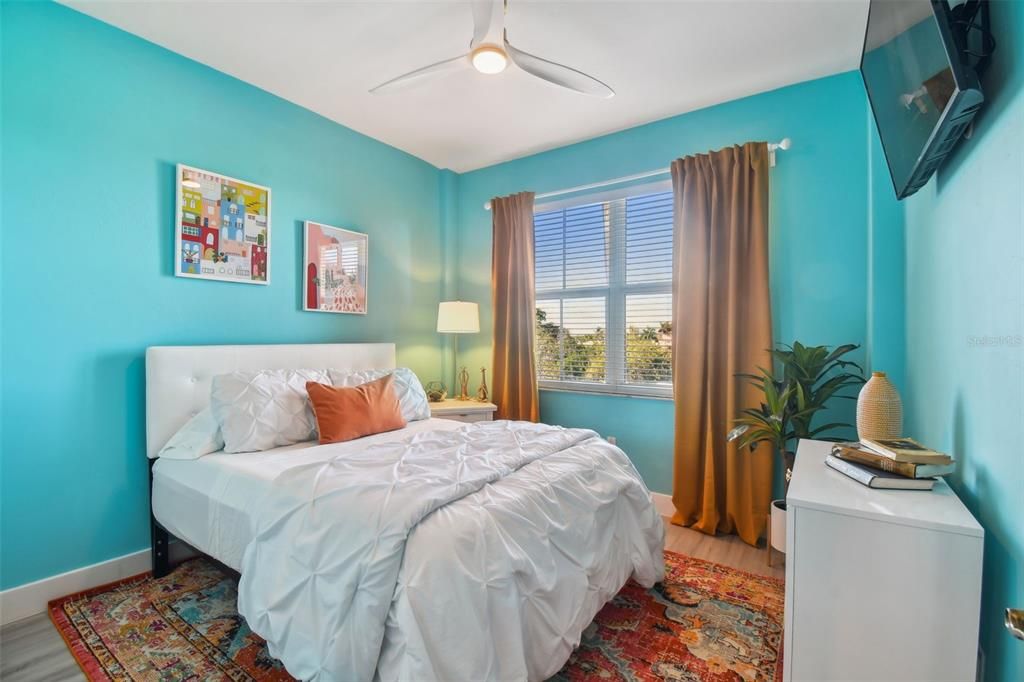 En Venta: $274,999 (2 camas, 2 baños, 809 Pies cuadrados)