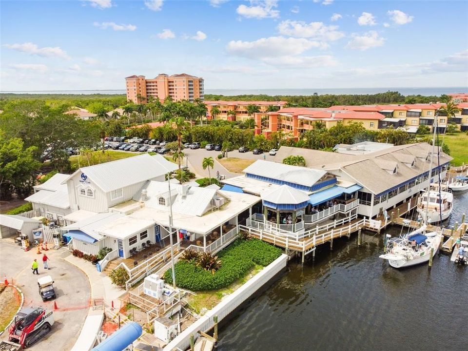 En Venta: $274,999 (2 camas, 2 baños, 809 Pies cuadrados)