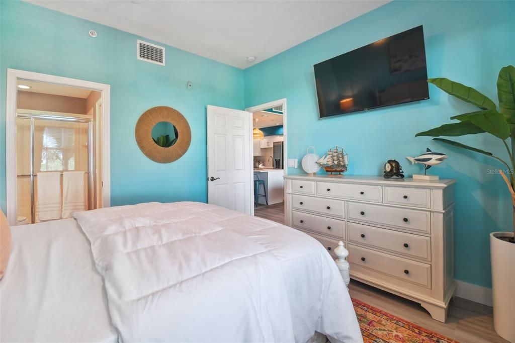 En Venta: $274,999 (2 camas, 2 baños, 809 Pies cuadrados)