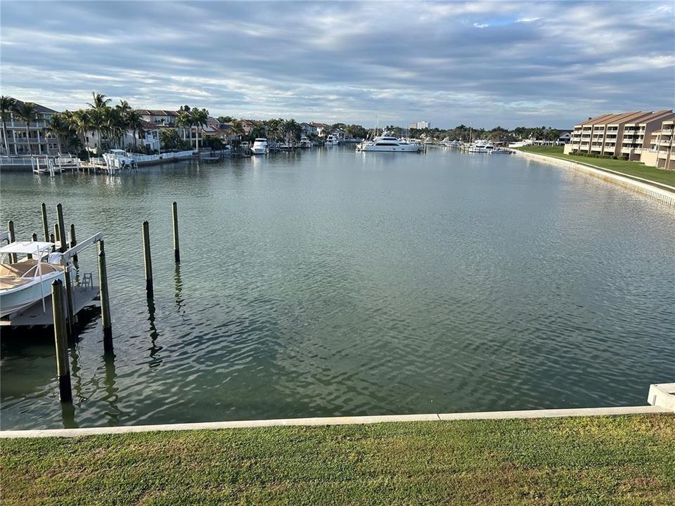 For Rent: $3,500 (2 beds, 2 baths, 1415 Square Feet)