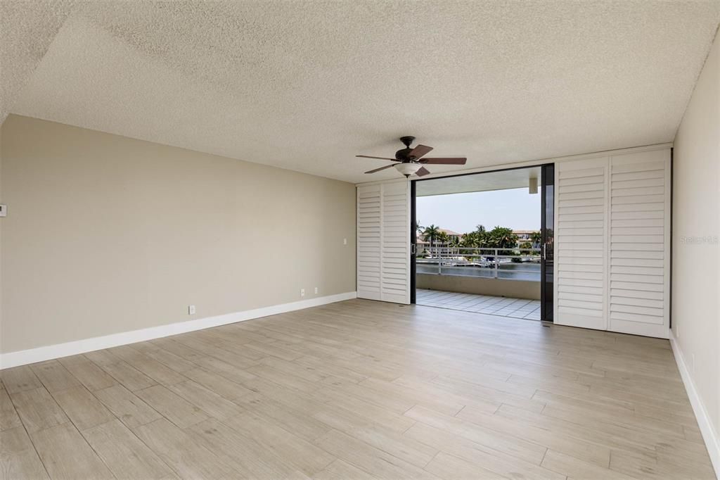 For Rent: $3,500 (2 beds, 2 baths, 1415 Square Feet)