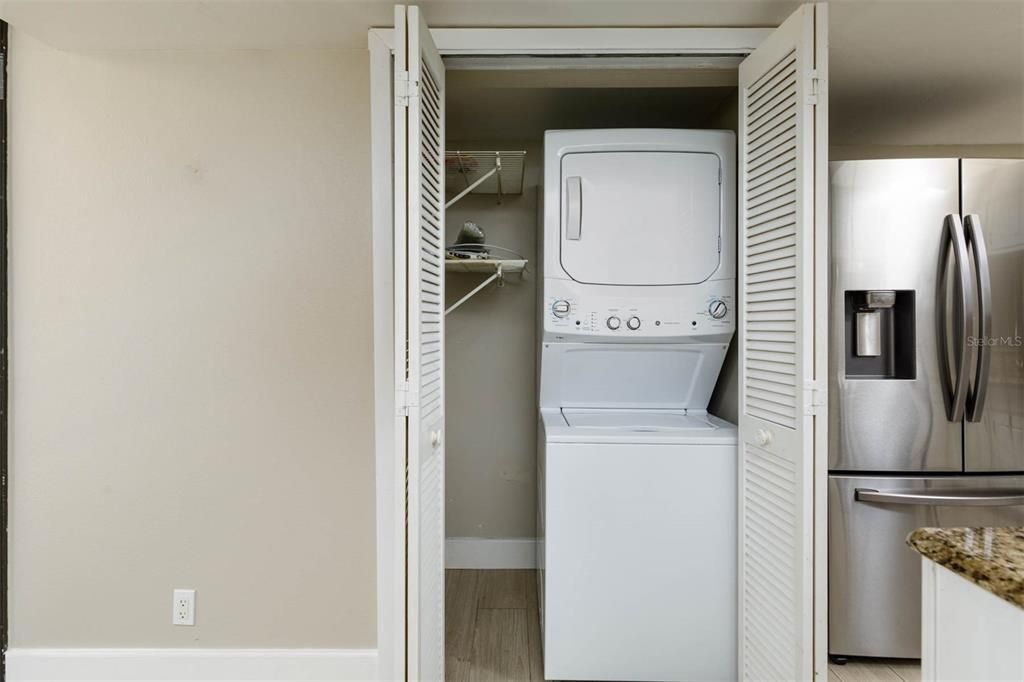 For Rent: $3,500 (2 beds, 2 baths, 1415 Square Feet)