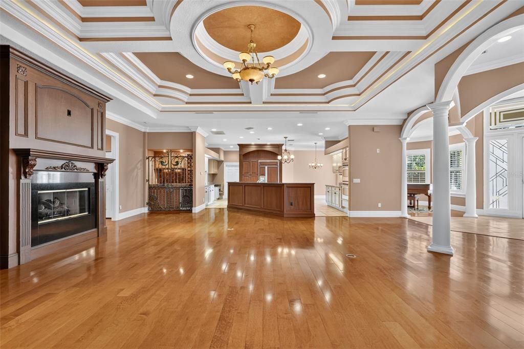 На продажу: $699,900 (3 спален, 2 ванн, 4127 Квадратных фут)
