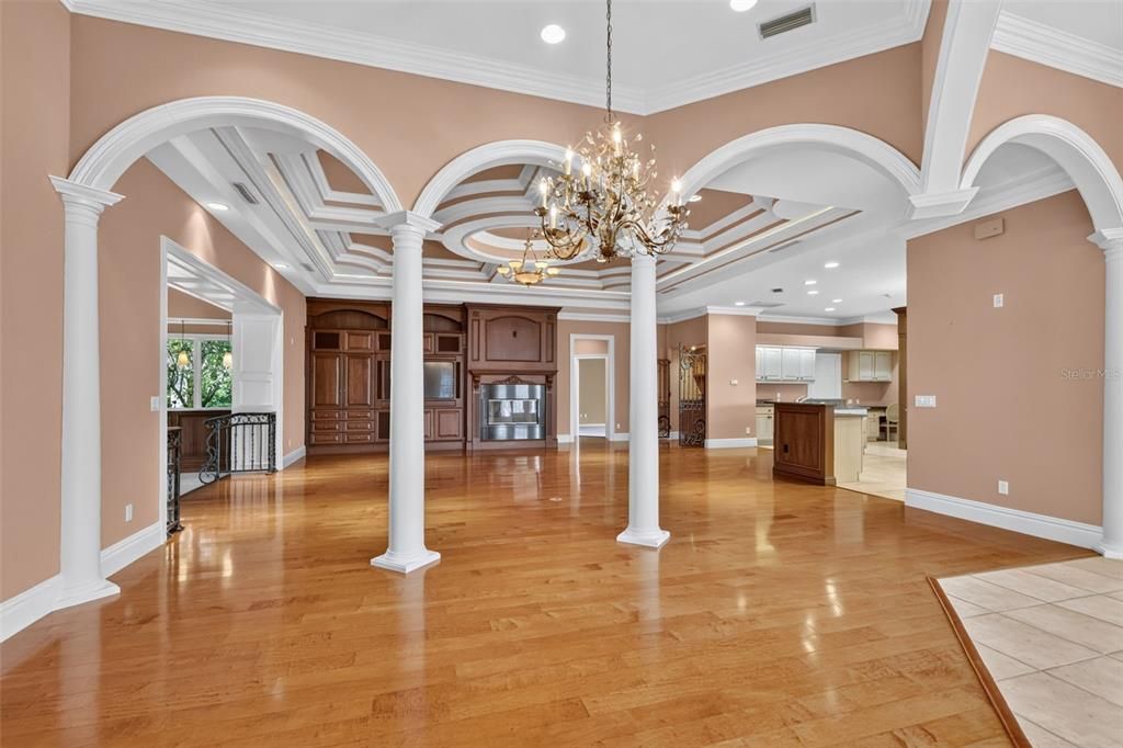 На продажу: $699,900 (3 спален, 2 ванн, 4127 Квадратных фут)