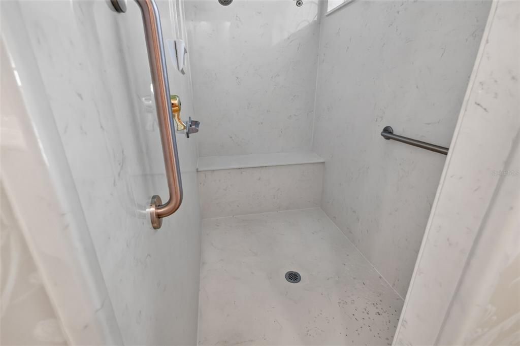 На продажу: $699,900 (3 спален, 2 ванн, 4127 Квадратных фут)