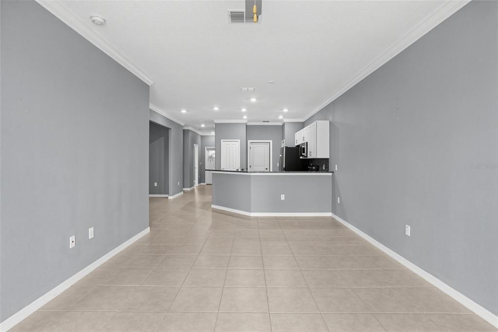 En Venta: $249,900 (2 camas, 2 baños, 1400 Pies cuadrados)
