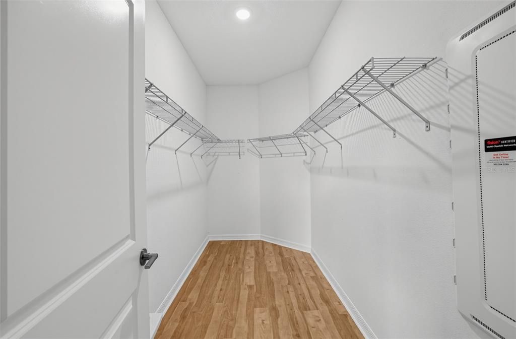 En Venta: $249,900 (2 camas, 2 baños, 1400 Pies cuadrados)