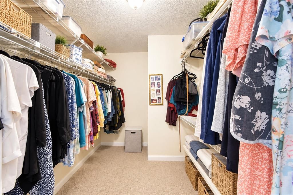 For Sale: $154,900 (2 beds, 2 baths, 1530 Square Feet)