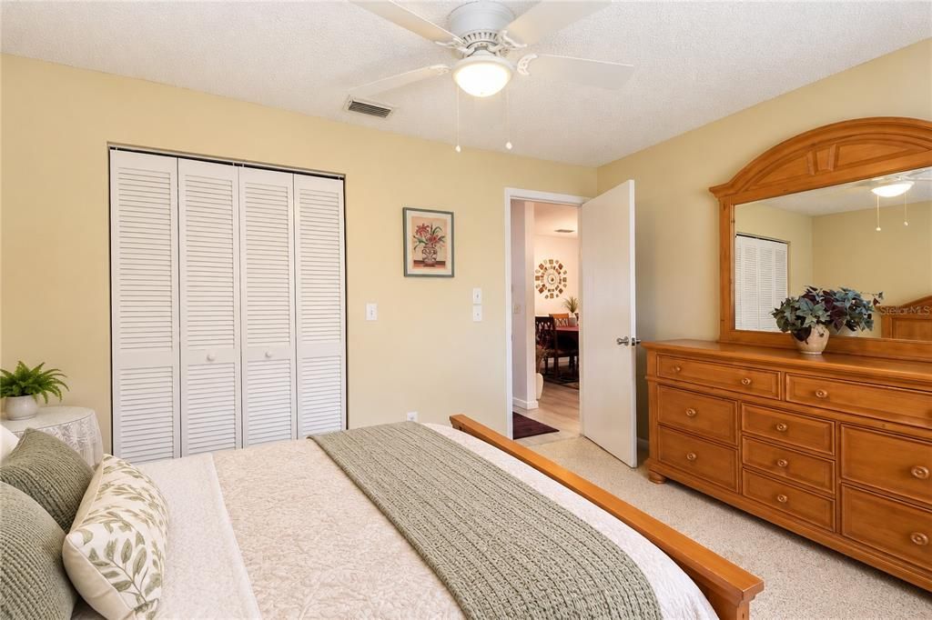 For Sale: $154,900 (2 beds, 2 baths, 1530 Square Feet)
