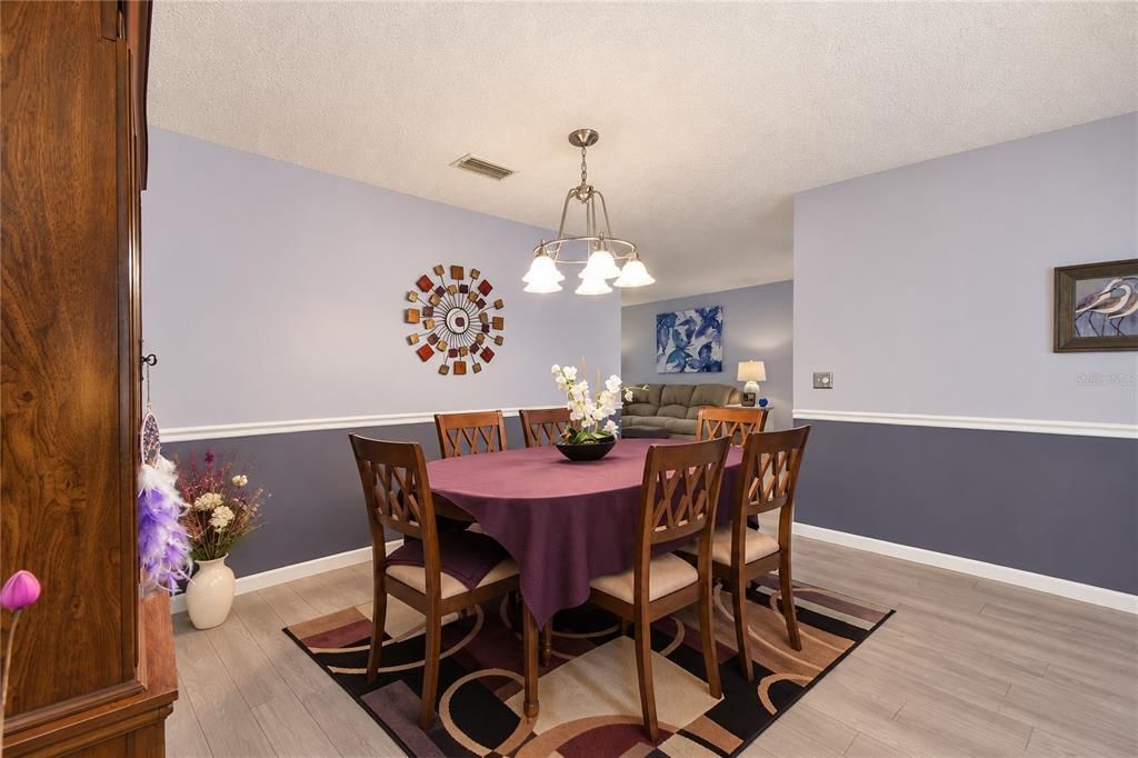 For Sale: $154,900 (2 beds, 2 baths, 1530 Square Feet)