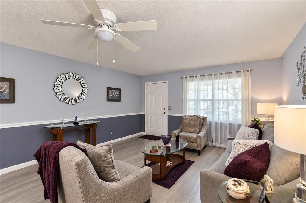For Sale: $154,900 (2 beds, 2 baths, 1530 Square Feet)