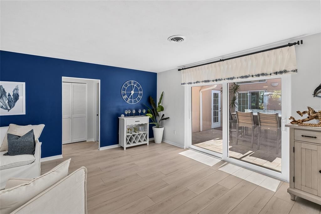 For Sale: $2,400,000 (5 beds, 4 baths, 3721 Square Feet)