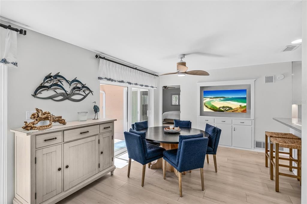For Sale: $2,400,000 (5 beds, 4 baths, 3721 Square Feet)