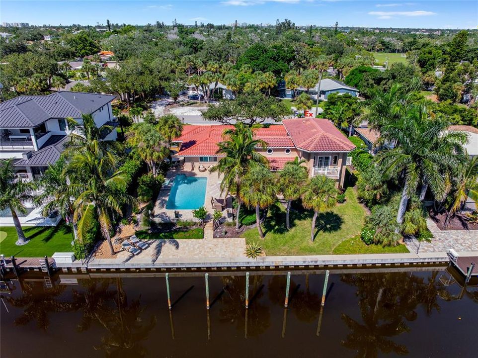 For Sale: $2,400,000 (5 beds, 4 baths, 3721 Square Feet)