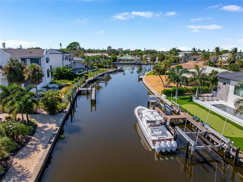 For Sale: $2,400,000 (5 beds, 4 baths, 3721 Square Feet)
