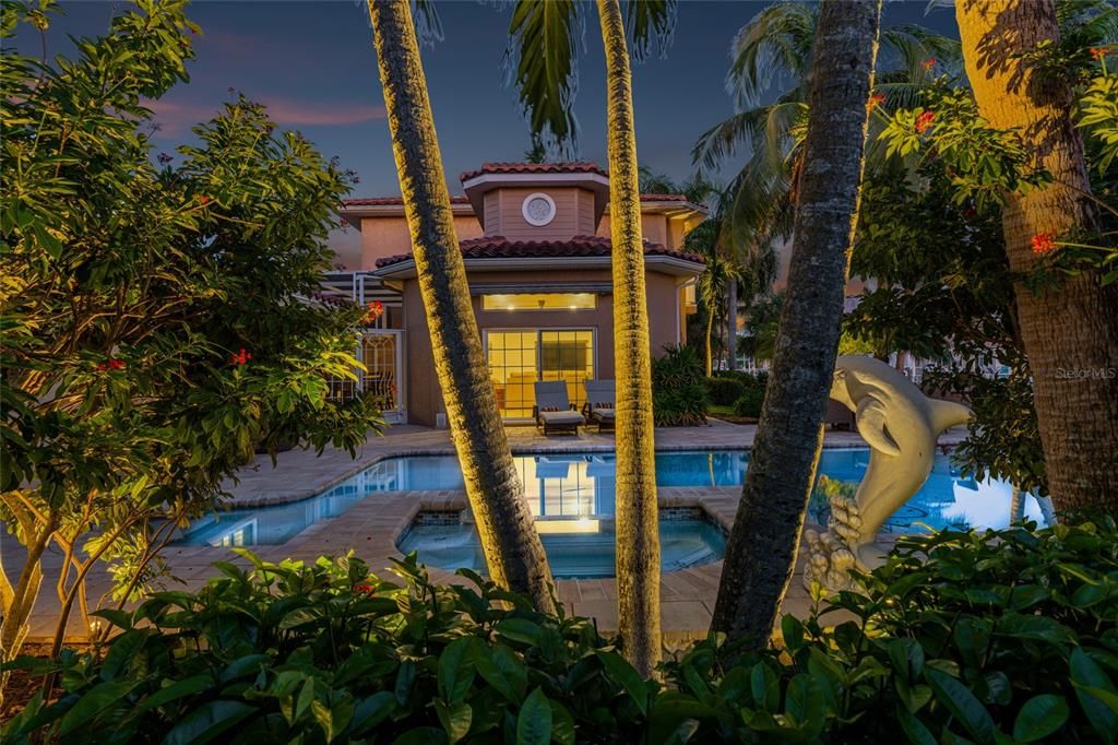 For Sale: $2,400,000 (5 beds, 4 baths, 3721 Square Feet)