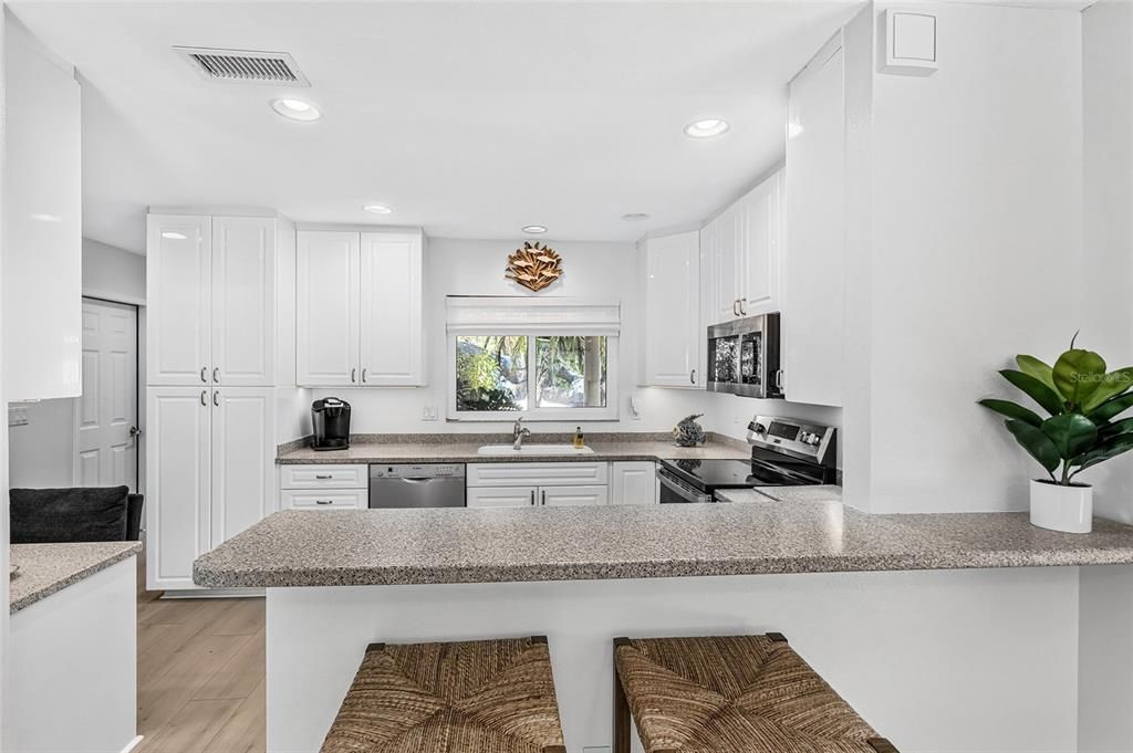For Sale: $2,400,000 (5 beds, 4 baths, 3721 Square Feet)
