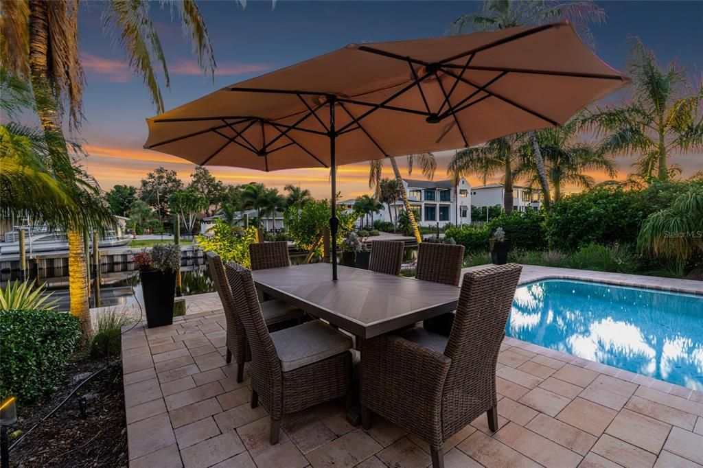 For Sale: $2,400,000 (5 beds, 4 baths, 3721 Square Feet)