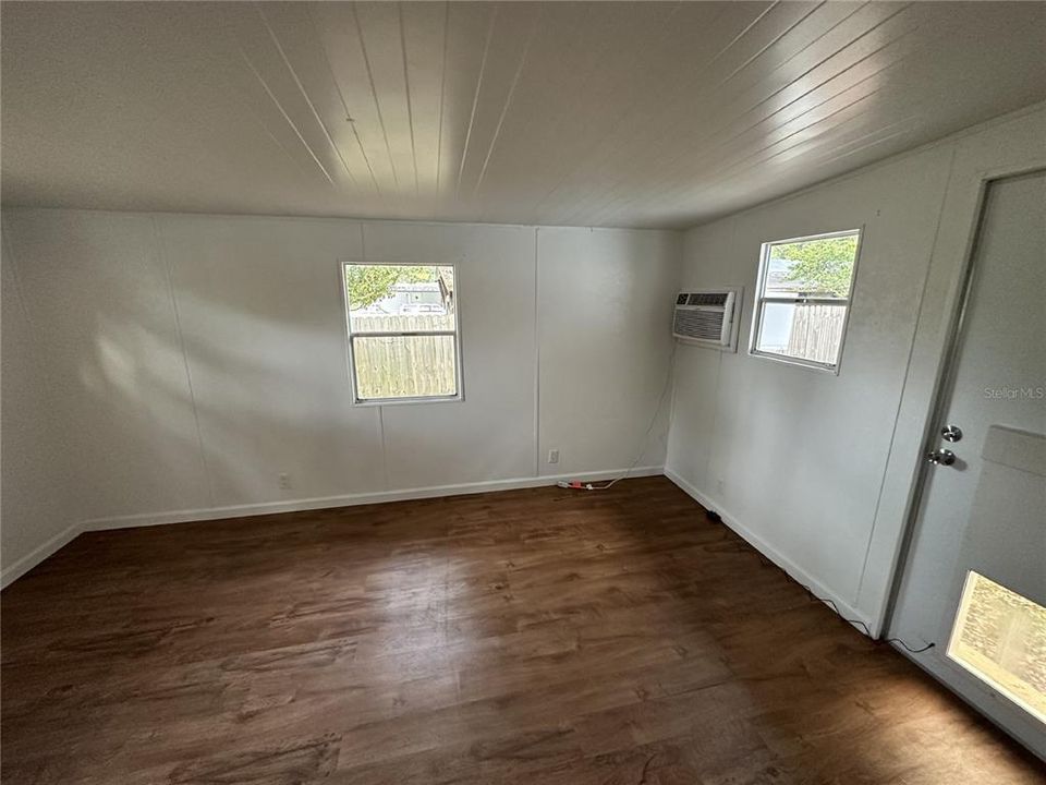 В аренду: $1,450 (2 спален, 2 ванн, 864 Квадратных фут)