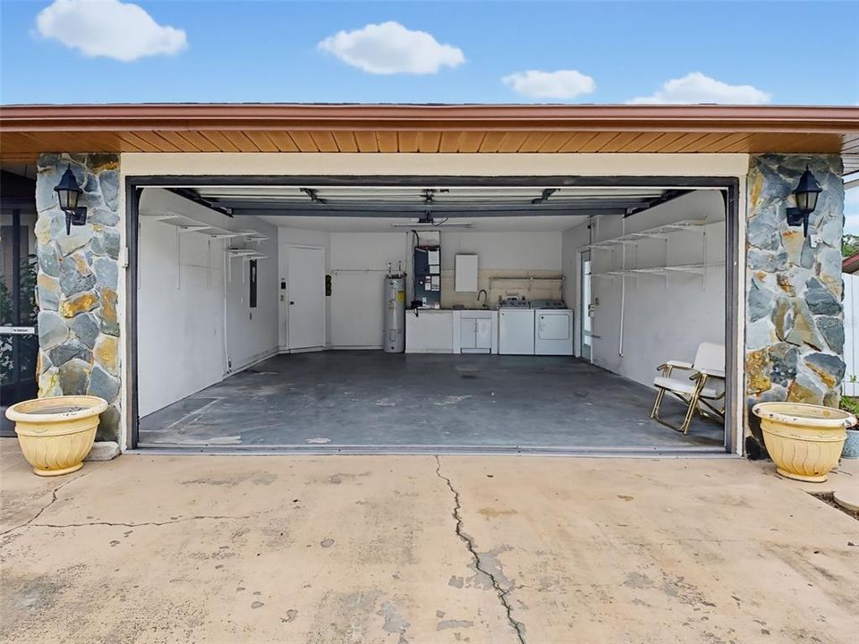 На продажу: $249,900 (3 спален, 2 ванн, 1802 Квадратных фут)