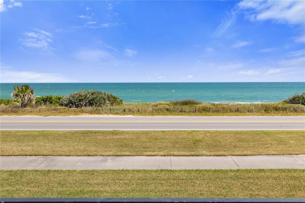 For Sale: $550,000 (2 beds, 1 baths, 1152 Square Feet)