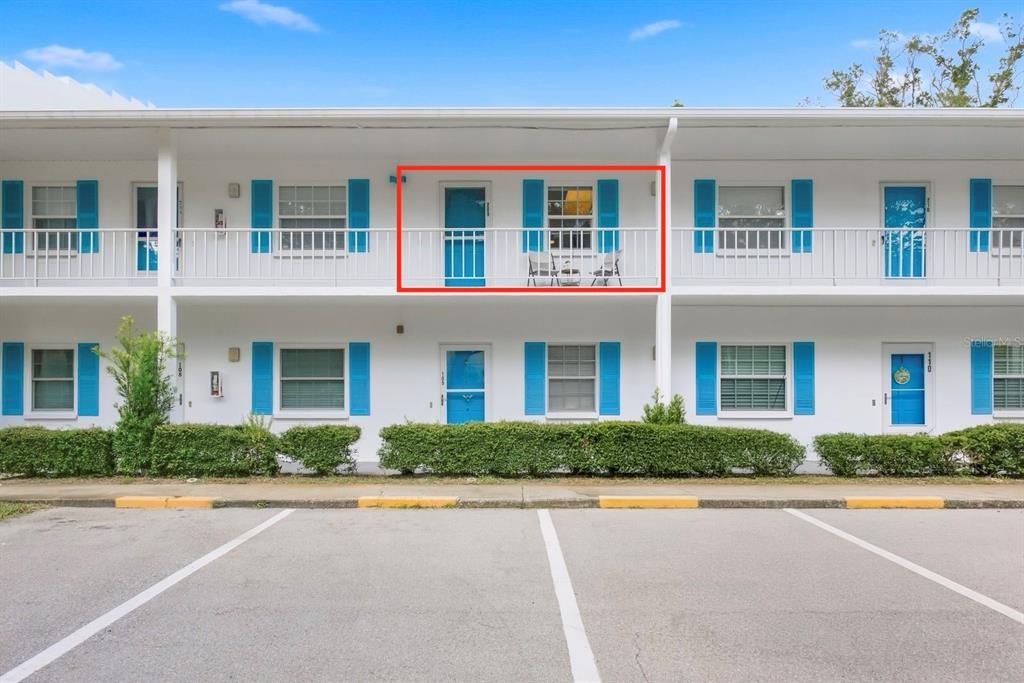 For Sale: $118,000 (1 beds, 1 baths, 725 Square Feet)