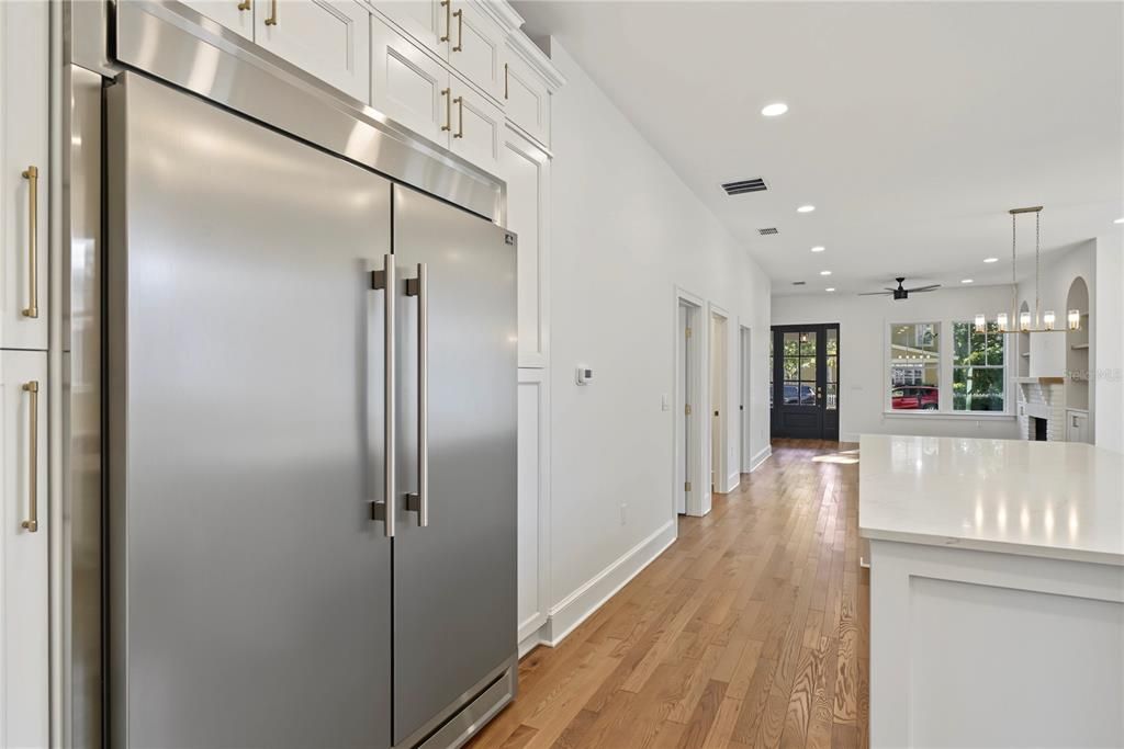 For Sale: $1,100,000 (3 beds, 2 baths, 1950 Square Feet)