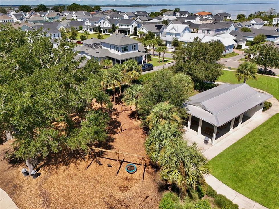 For Sale: $789,000 (3 beds, 2 baths, 1978 Square Feet)