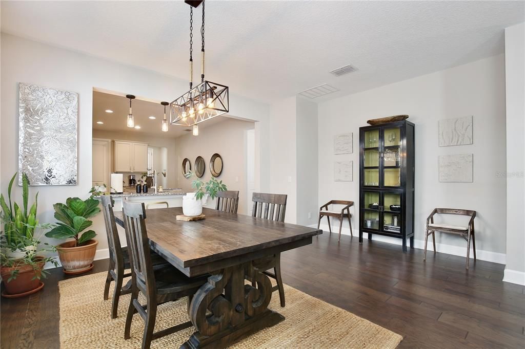 For Sale: $789,000 (3 beds, 2 baths, 1978 Square Feet)