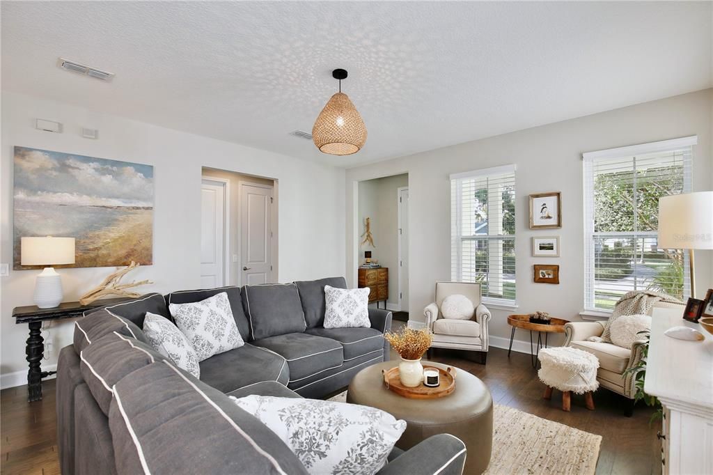 For Sale: $789,000 (3 beds, 2 baths, 1978 Square Feet)