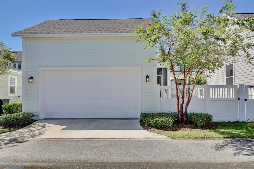 For Sale: $789,000 (3 beds, 2 baths, 1978 Square Feet)