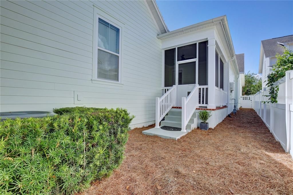 For Sale: $789,000 (3 beds, 2 baths, 1978 Square Feet)