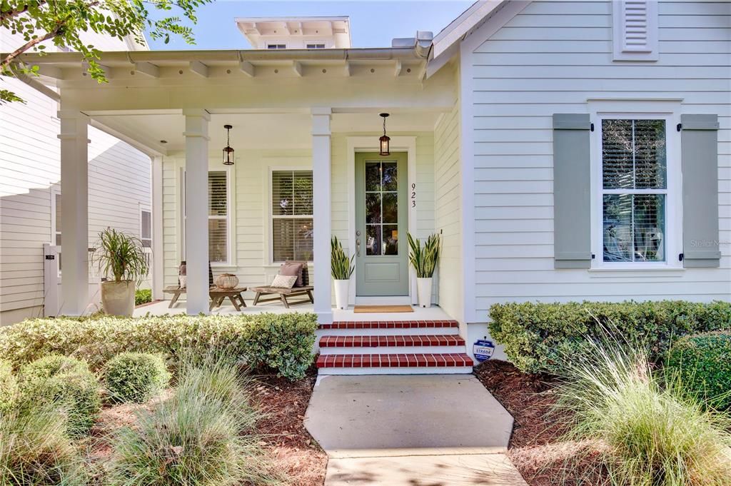 For Sale: $789,000 (3 beds, 2 baths, 1978 Square Feet)