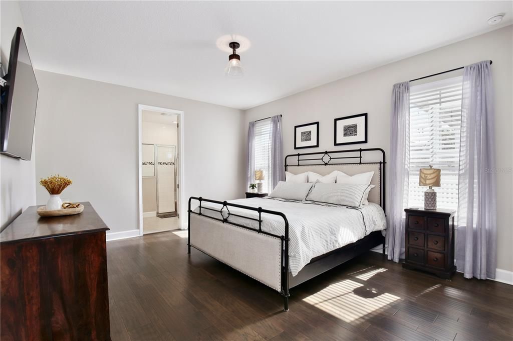 For Sale: $789,000 (3 beds, 2 baths, 1978 Square Feet)