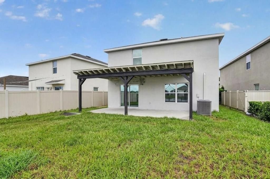 En Venta: $300,000 (4 camas, 2 baños, 2248 Pies cuadrados)