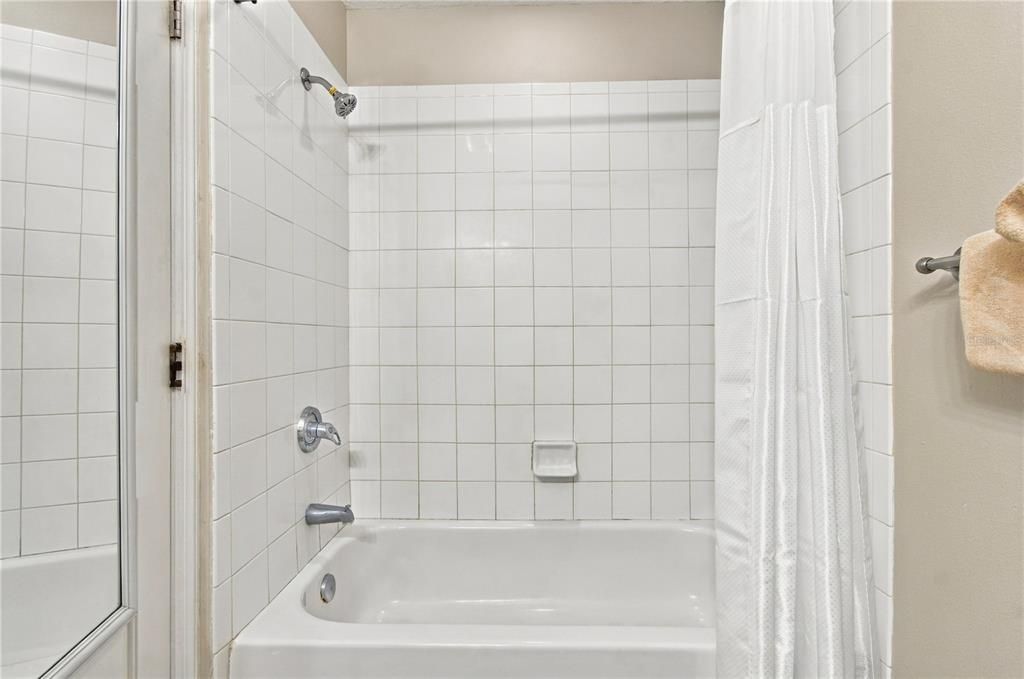 En Venta: $499,000 (2 camas, 2 baños, 767 Pies cuadrados)