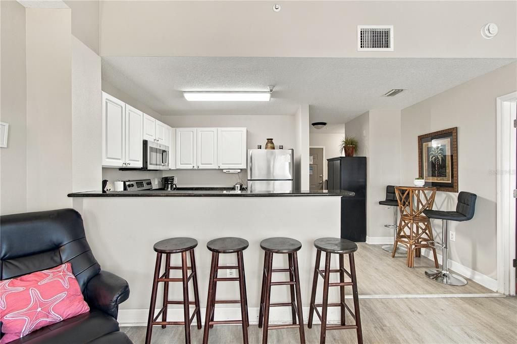 En Venta: $499,000 (2 camas, 2 baños, 767 Pies cuadrados)