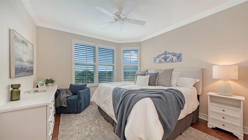 For Sale: $1,399,000 (3 beds, 3 baths, 2594 Square Feet)