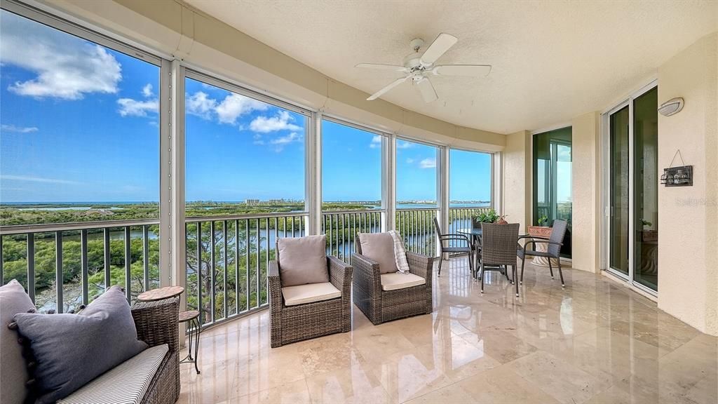 For Sale: $1,399,000 (3 beds, 3 baths, 2594 Square Feet)