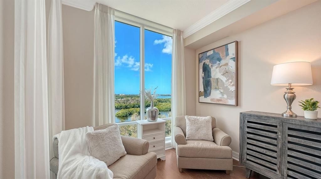 For Sale: $1,399,000 (3 beds, 3 baths, 2594 Square Feet)