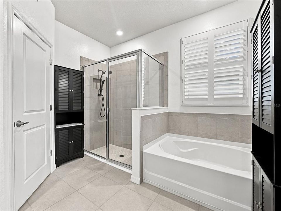 For Sale: $324,900 (3 beds, 2 baths, 1851 Square Feet)