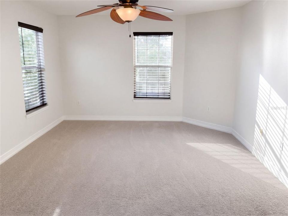 For Sale: $344,000 (3 beds, 2 baths, 2366 Square Feet)