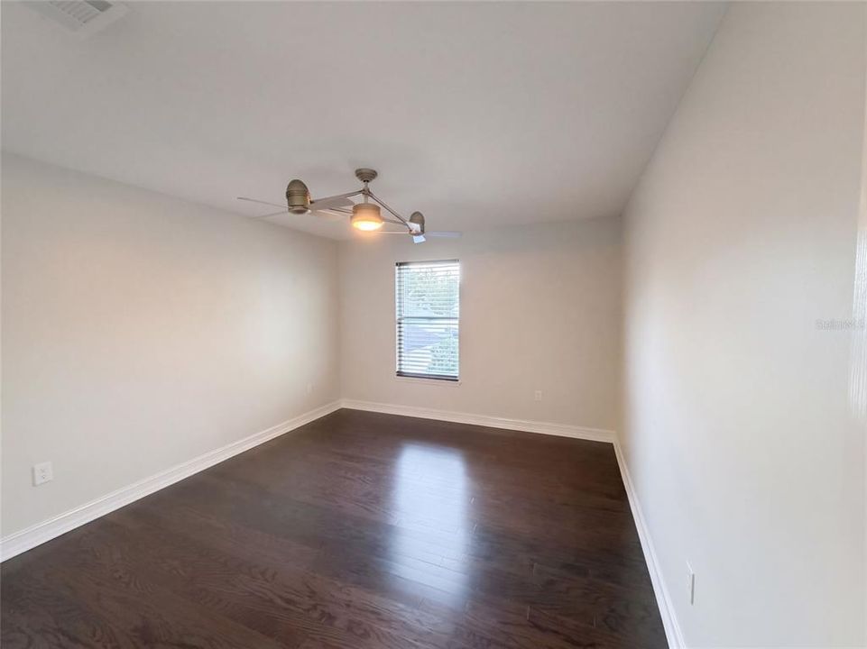 For Sale: $344,000 (3 beds, 2 baths, 2366 Square Feet)