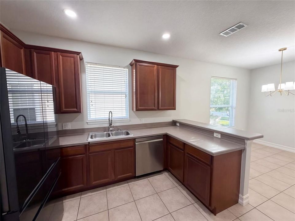 For Sale: $344,000 (3 beds, 2 baths, 2366 Square Feet)