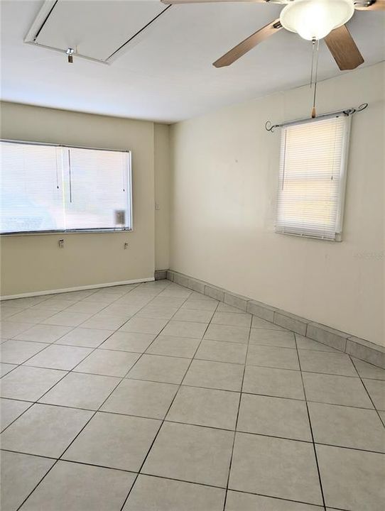 В аренду: $2,500 (2 спален, 1 ванн, 1364 Квадратных фут)