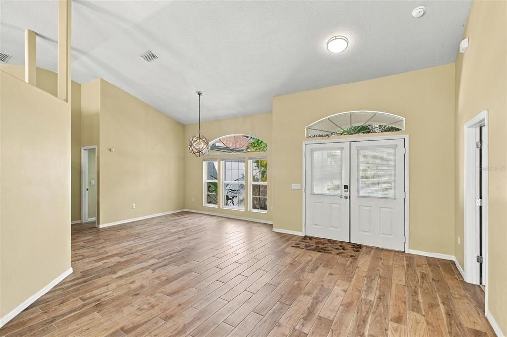 For Sale: $795,000 (3 beds, 2 baths, 2873 Square Feet)