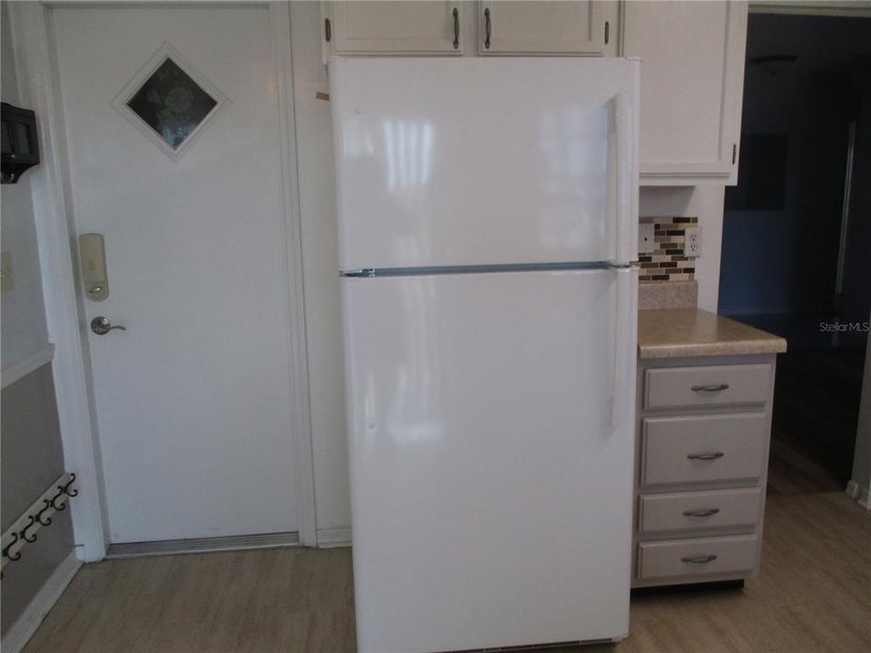 For Rent: $1,800 (2 beds, 2 baths, 1371 Square Feet)